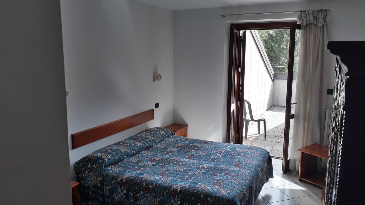 Hotel Roburent Argentera Exterior foto